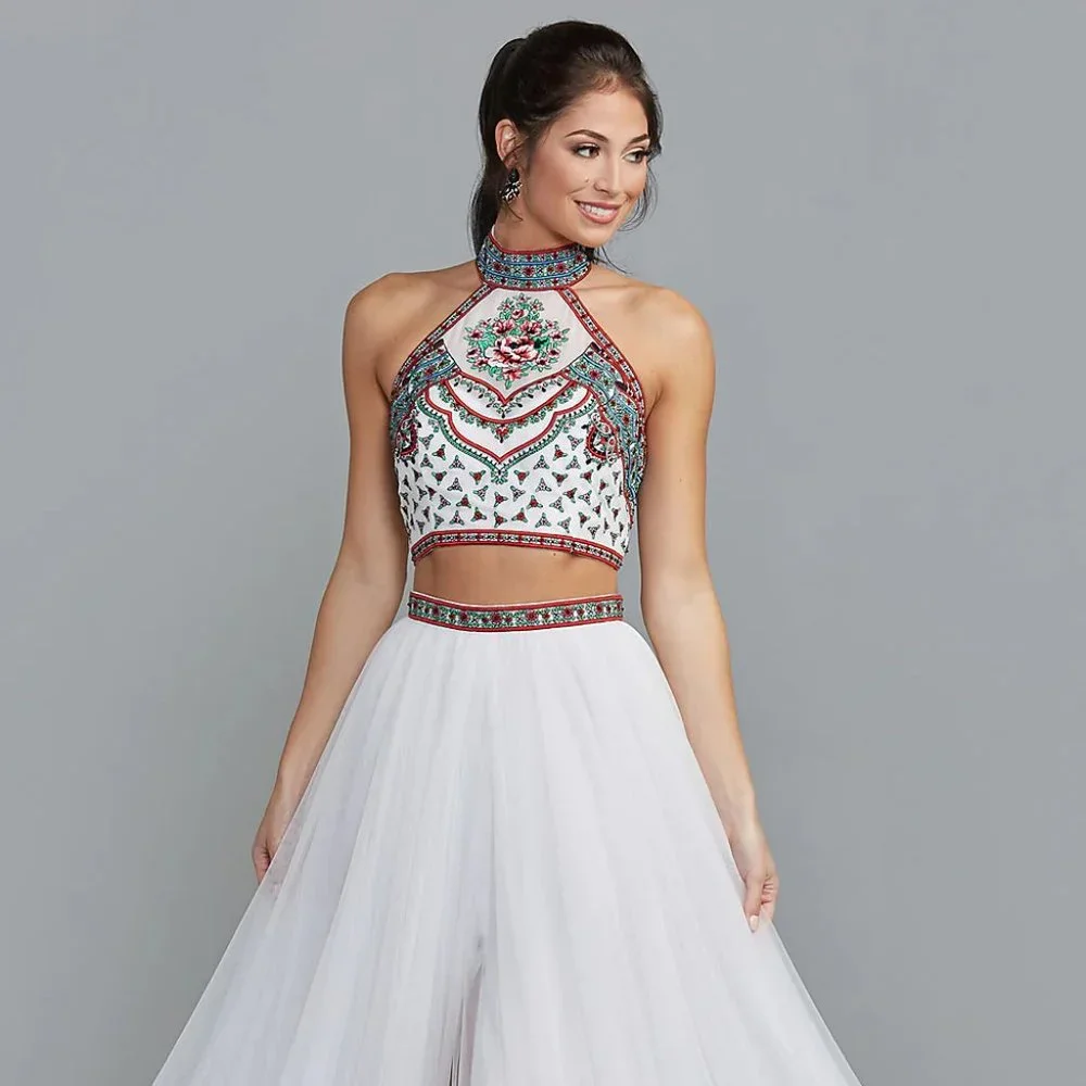Two Piece Embroidered Prom Gown White NWT 2 4 6 - Picture 1 of 5